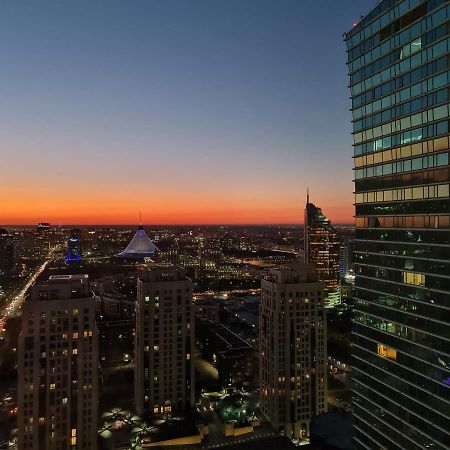 Северное Сияние 35 Этаж Astana Eksteriør billede