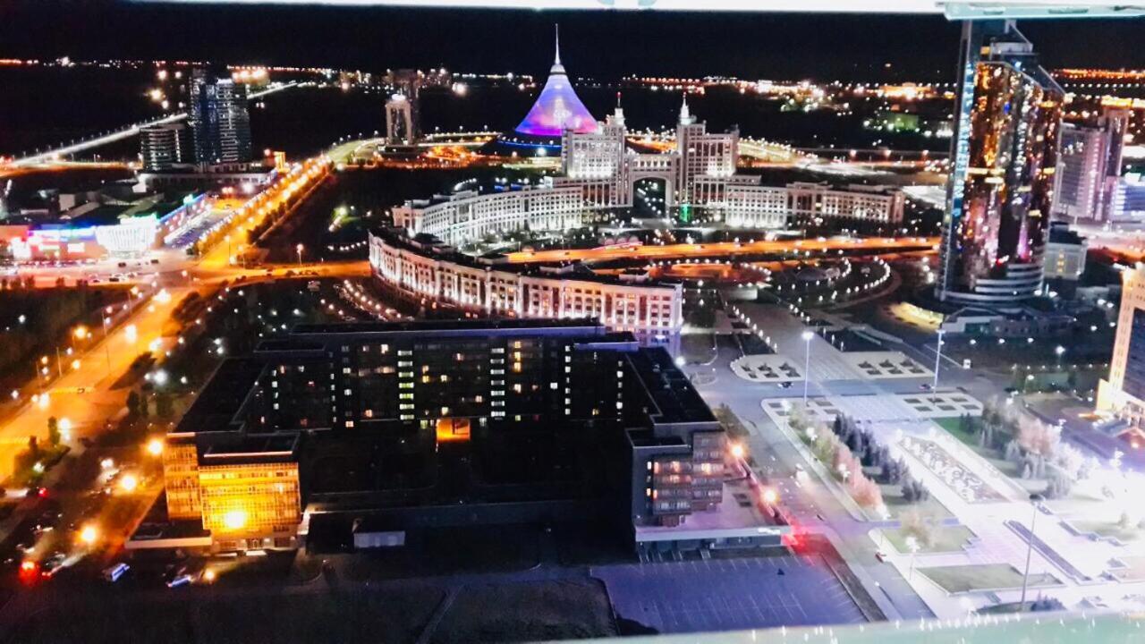 Северное Сияние 35 Этаж Astana Eksteriør billede